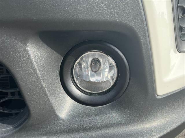 ジープ・レネゲード リミテッド 禁煙車 衝突軽減ブレーキ 本革シート 純正8インチメモリーナビ バックカメラ フルセグTV Bluetooth シートヒーター ルーフレール レーダークルーズコントロール クリアランスソナー(13枚目)