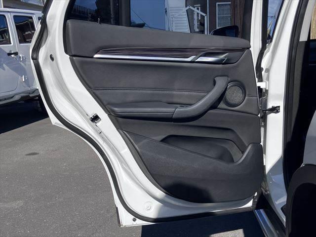 X1 xDrive 18d xライン 純正SDナビ レーダークルーズコントロール 衝突軽減ブレーキ バックカメラ Bluetooth 電動リアゲート ハーフレザーシート 禁煙車 LEDヘッドライト スマートキー ETC(63枚目)
