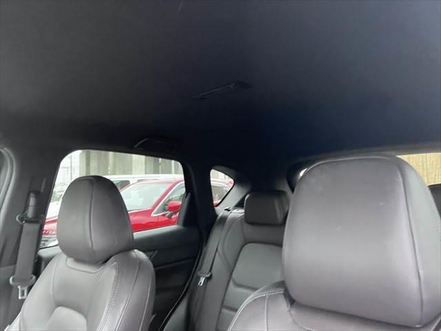 ＣＸ－５ ＸＤ　エクスクルーシブモード　ＢＯＳＥスピーカー　純正ＳＤナビ　全方位カメラ　レーダークルーズコントロール　シートヒーター　禁煙車　本革シート　衝突軽減ブレーキ　フルセグＴＶ　Ｂｌｕｅｔｏｏｔｈ　パワーシート　ＬＥＤヘッドライト（54枚目）