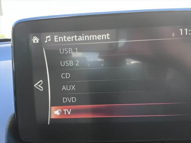 ＣＸ－３ ＸＤ　ツーリング　Ｌパッケージ　白本革シート　純正ナビ　レーダークルーズコントロール　バックカメラ　シートヒーター　禁煙車　６速ＭＴ　ディーゼルターボ　ＬＥＤヘッドライト　ＥＴＣ　スマートキー　ブルートゥース　ＵＳＢポート　フルセグ（7枚目）