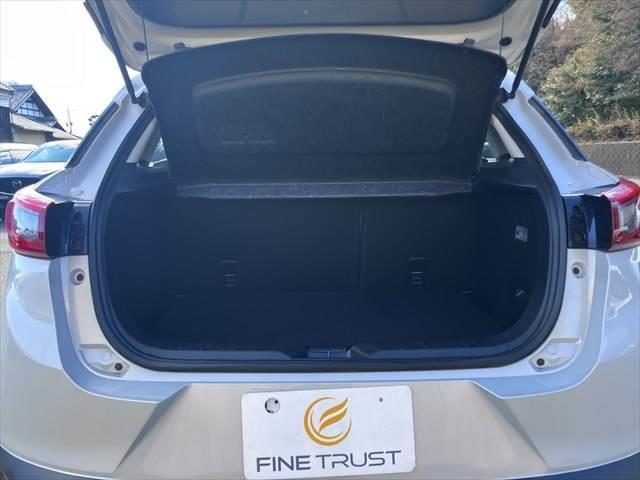 ＣＸ－３ ＸＤ　ツーリング　Ｌパッケージ　白本革シート　純正ナビ　レーダークルーズコントロール　バックカメラ　シートヒーター　禁煙車　６速ＭＴ　ディーゼルターボ　ＬＥＤヘッドライト　ＥＴＣ　スマートキー　ブルートゥース　ＵＳＢポート　フルセグ（11枚目）