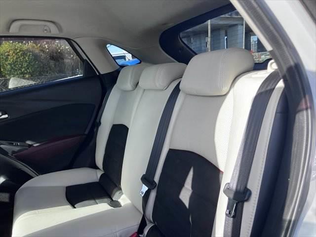 ＣＸ－３ ＸＤ　ツーリング　Ｌパッケージ　白本革シート　純正ナビ　レーダークルーズコントロール　バックカメラ　シートヒーター　禁煙車　６速ＭＴ　ディーゼルターボ　ＬＥＤヘッドライト　ＥＴＣ　スマートキー　ブルートゥース　ＵＳＢポート　フルセグ（29枚目）