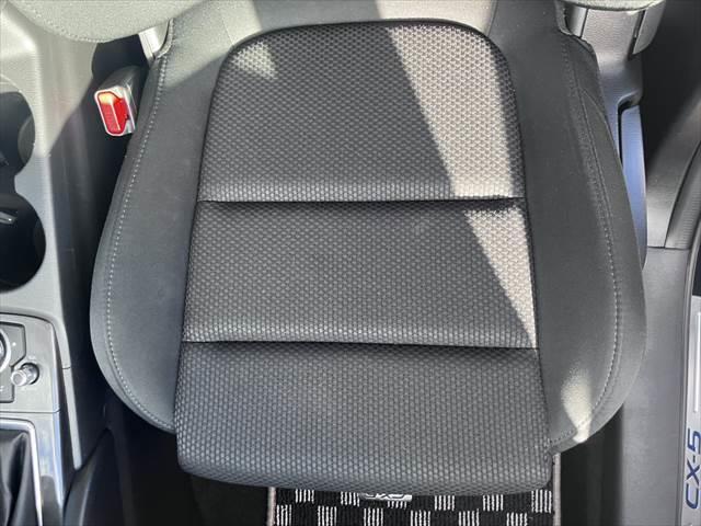 ＣＸ－５ ＸＤ　プロアクティブ　純正ナビ　レーダークルーズコントロール　バックカメラ　衝突軽減ブレーキ　コーナーセンサー　禁煙車　ブルートゥース　フルセグ　ＵＳＢポート付　ＥＴＣ　ＬＥＤヘッドライト　スマートキー　ＭＴモード付（65枚目）