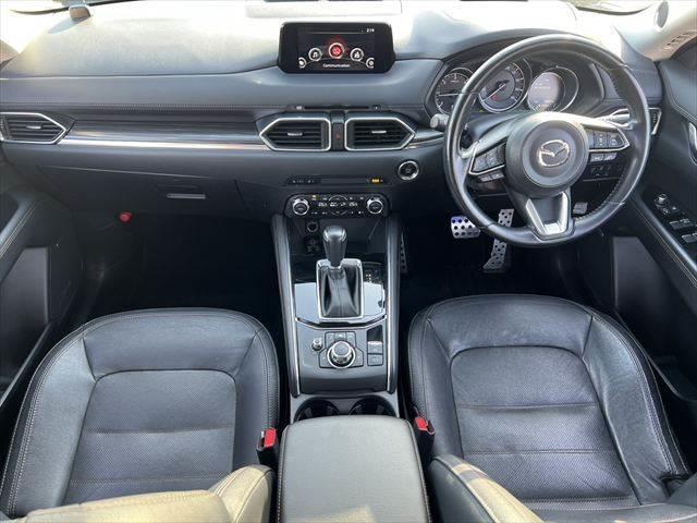 ＣＸ－５ ＸＤ　Ｌパッケージ　黒革シート　純正ＳＤナビ　レーダークルーズコントロール　全周囲カメラ　シートヒーター　禁煙車　衝突軽減ブレーキ　パワーシート　電動リアゲート　フルセグＴＶ　Ｂｌｕｅｔｏｏｔｈ（3枚目）