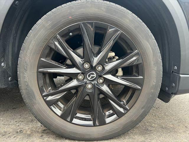 ＣＸ－５ ＸＤ　ブラックトーンエディション　黒革シート　純正ＳＤナビ　レーダークルーズコントロール　全周囲カメラ　シートヒーター　禁煙車　衝突軽減ブレーキ　パワーシート　電動リアゲート　フルセグＴＶ　Ｂｌｕｅｔｏｏｔｈ（10枚目）
