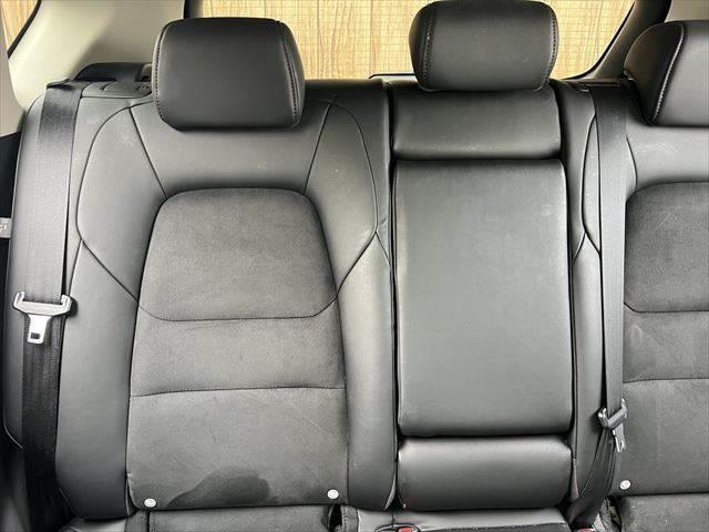 ＣＸ－５ ＸＤ　ブラックトーンエディション　黒革シート　純正ＳＤナビ　レーダークルーズコントロール　全周囲カメラ　シートヒーター　禁煙車　衝突軽減ブレーキ　パワーシート　電動リアゲート　フルセグＴＶ　Ｂｌｕｅｔｏｏｔｈ（56枚目）