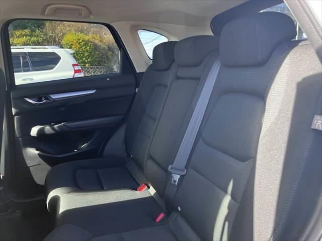 ＣＸ－５ ＸＤ　プロアクティブ　純正ナビ　レーダークルーズコントロール　シートヒーター　バックカメラ　衝突軽減ブレーキ　禁煙車　ディーゼルターボ　ＬＥＤヘッドライト　ＭＴモード付　純正１９インチＡＷ　ブラインドスポットモニター（34枚目）