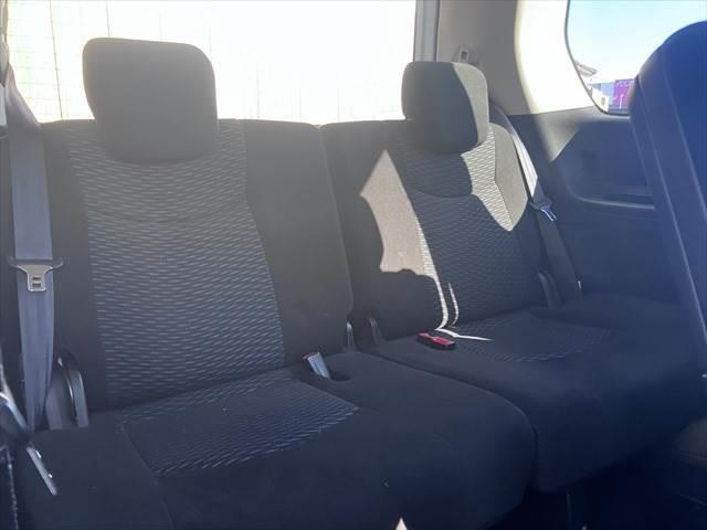 セレナ ２０Ｘ　Ｓ－ハイブリッド　両側パワースライドドア　純正ナビ　フリップダウンモニター　バックカメラ　スマートキー　禁煙車　オートクルーズコントロール　ブルートゥース　ＵＳＢポート　フルセグＴＶ　ワンオーナー　８人乗り　ＥＴＣ（10枚目）