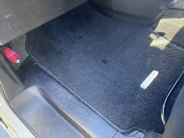 セレナ ２０Ｘ　Ｓ－ハイブリッド　両側パワースライドドア　純正ナビ　フリップダウンモニター　バックカメラ　スマートキー　禁煙車　オートクルーズコントロール　ブルートゥース　ＵＳＢポート　フルセグＴＶ　ワンオーナー　８人乗り　ＥＴＣ（51枚目）