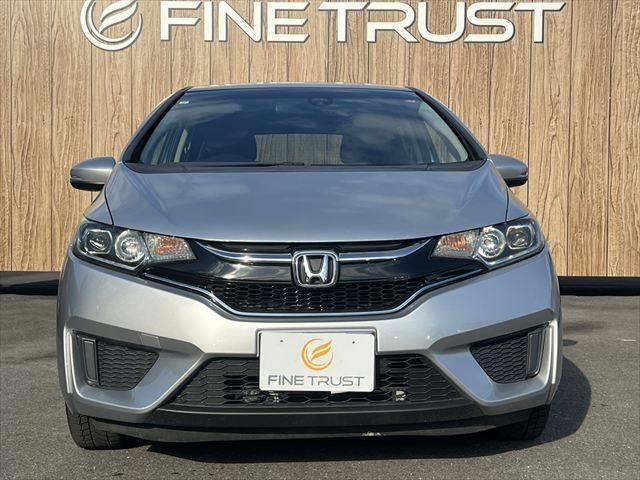 フィットハイブリッド Ｌパッケージ　純正メモリーナビ　クルーズコントロール　バックカメラ　ＥＴＣ　スマートキー　禁煙車　地デジＴＶ　Ｂｌｕｅｔｏｏｔｈ　ＬＥＤヘッドライト　ハーフレザーシート　アイドリングストップ（12枚目）