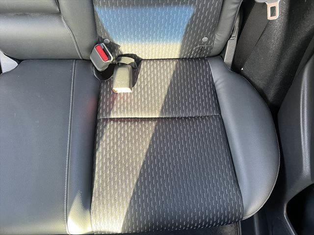 フィットハイブリッド Ｌパッケージ　純正メモリーナビ　クルーズコントロール　バックカメラ　ＥＴＣ　スマートキー　禁煙車　地デジＴＶ　Ｂｌｕｅｔｏｏｔｈ　ＬＥＤヘッドライト　ハーフレザーシート　アイドリングストップ（57枚目）