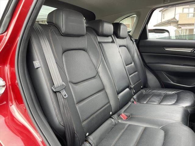 ＣＸ－５ ＸＤ　Ｌパッケージ　黒本革シート　純正ナビ　レーダークルーズコントロール　ＢＯＳＥサウンド　バックカメラ　禁煙車　ＬＥＤヘッドライト　パワーバックドア　パワーシート　スマートキー　ＥＴＣ２．０　フルエアロ　ブルートゥース（10枚目）