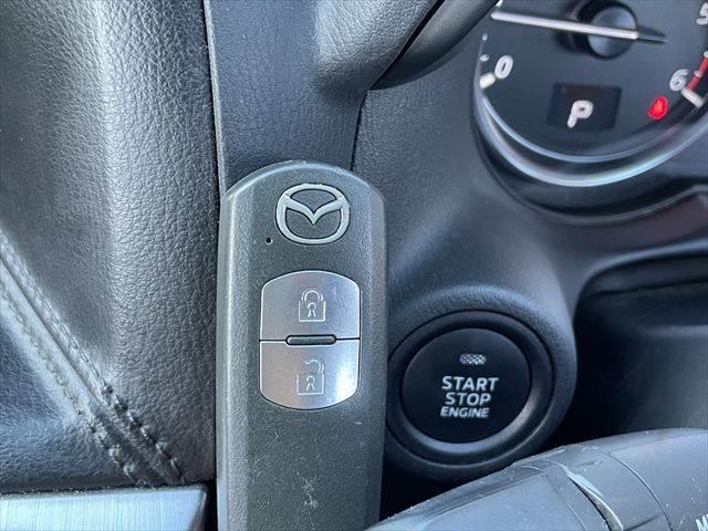 ＣＸ－５ ＸＤ　プロアクティブ　純正ナビ　レーダークルーズコントロール　４ＷＤ　バックカメラ　衝突軽減システム　禁煙車　Ｂｌｕｅｔｏｏｔｈ　ＥＴＣ　ＬＥＤヘッドライト　クリアランスソナー　ブラインドスポットモニター　ＭＴモード付（45枚目）