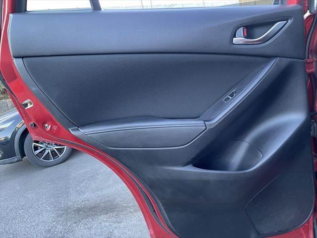 ＣＸ－５ ＸＤ　プロアクティブ　純正ナビ　レーダークルーズコントロール　４ＷＤ　バックカメラ　衝突軽減システム　禁煙車　Ｂｌｕｅｔｏｏｔｈ　ＥＴＣ　ＬＥＤヘッドライト　クリアランスソナー　ブラインドスポットモニター　ＭＴモード付（65枚目）