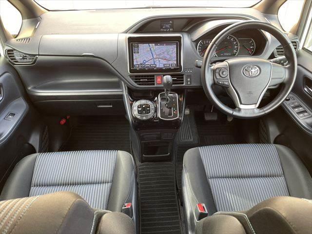 ���C���p�l����