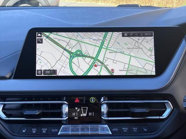 ２シリーズ ディーゼル　２１８ｄ　Ｍ　Ｓｐｏｒｔ　Ｅｄｉｔｉｏｎ　Ｊｏｙ　本革　純正ナビ　レーダークルコン　禁煙車（4枚目）