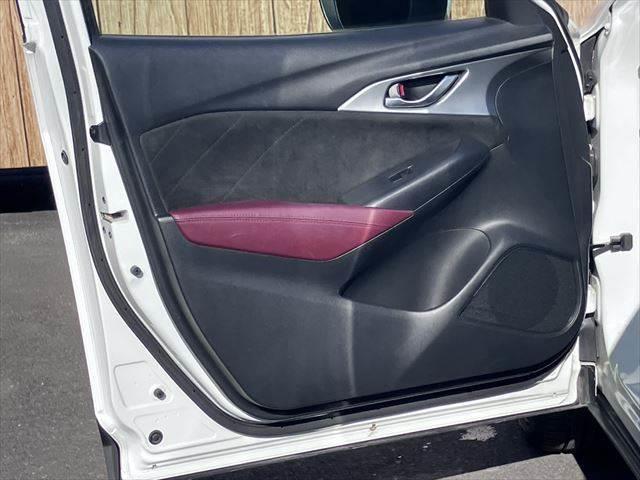 ���h�A�g����