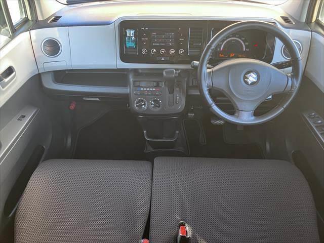 ���C���p�l����