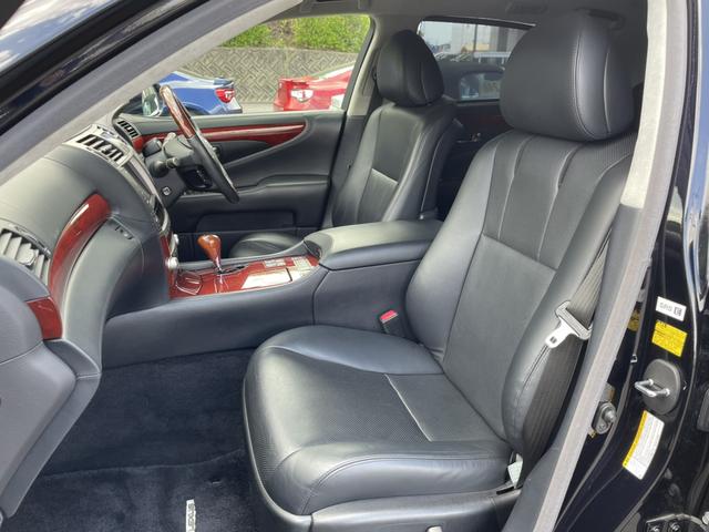 LS600hL バージョンUZ マークレビンソン レーダークルーズ 後席モニター リアシートマッサージ機 革シート 4WD 衝突軽減ブレーキ シートヒーター シートメモリー 純正HDDナビ バックカメラ ステアリングヒーター(15枚目)