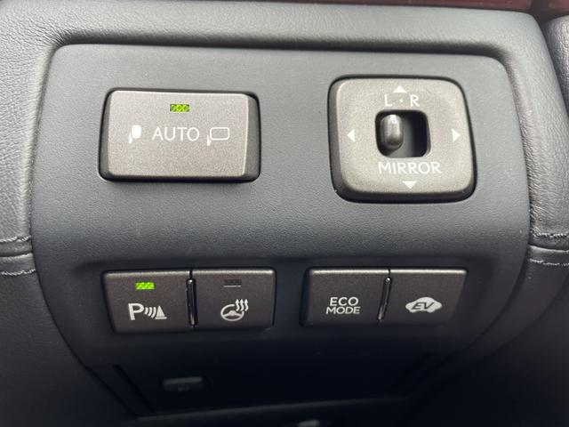 LS600hL バージョンUZ マークレビンソン レーダークルーズ 後席モニター リアシートマッサージ機 革シート 4WD 衝突軽減ブレーキ シートヒーター シートメモリー 純正HDDナビ バックカメラ ステアリングヒーター(29枚目)