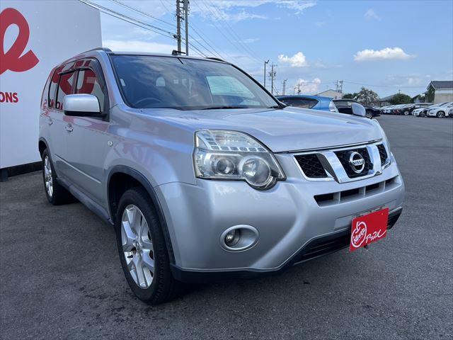 20Xtt 半年保証付 純正SDナビ クルーズコントロール 4WD HIDヘッドライト 純正18インチアルミホイール シートヒーター プライバシーガラス オートライト(5枚目)