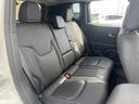 ジープ・レネゲード リミテッド 禁煙車 衝突軽減ブレーキ 本革シート 純正8インチメモリーナビ バックカメラ フルセグTV Bluetooth シートヒーター ルーフレール レーダークルーズコントロール クリアランスソナー(7枚目)