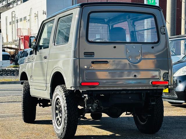 ジムニー ＨＣ　ＪＢ６４全塗装／増しリーフリフトアップ／ＬＥＤヘッドライト／ＬＥＤテールランプ／縞板ドアトリム／タイミングベルト交換済／圧縮測定済／オープンカントリーＭＴ／ＷＯＲＫ１６インチ／ディープコーンハンドル（14枚目）