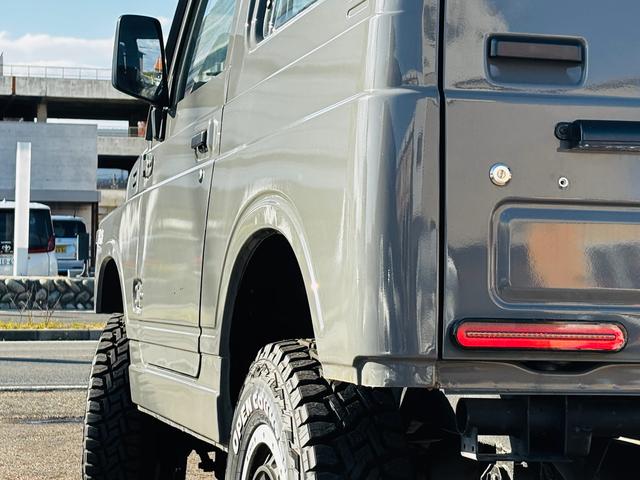 ジムニー ＨＣ　ＪＢ６４全塗装／増しリーフリフトアップ／ＬＥＤヘッドライト／ＬＥＤテールランプ／縞板ドアトリム／タイミングベルト交換済／圧縮測定済／オープンカントリーＭＴ／ＷＯＲＫ１６インチ／ディープコーンハンドル（25枚目）