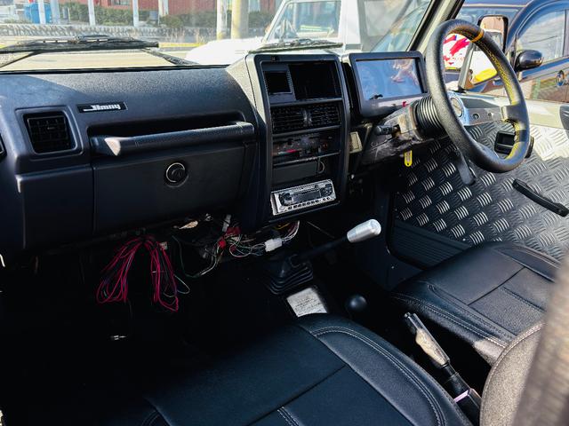 ジムニー ＨＣ　ＪＢ６４全塗装／増しリーフリフトアップ／ＬＥＤヘッドライト／ＬＥＤテールランプ／縞板ドアトリム／タイミングベルト交換済／圧縮測定済／オープンカントリーＭＴ／ＷＯＲＫ１６インチ／ディープコーンハンドル（38枚目）