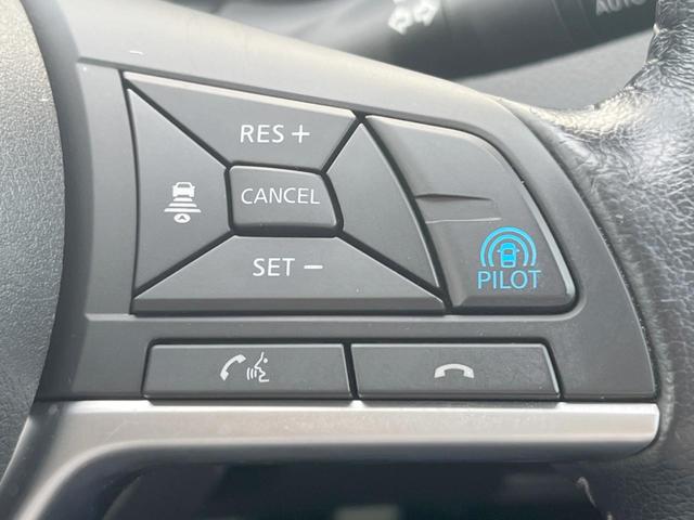 エクストレイル ２０Ｘｉ　禁煙車　純正９インチメモリーナビ　全周囲カメラ　プロパイロット　電動リアゲート　レザー調シート　ＥＴＣ　デジタルミラー　Ｂｌｕｅｔｏｏｔｈ　ＣＤ　フルセグ　純正１８インチアルミホイール（5枚目）
