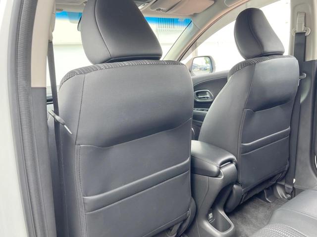 ヴェゼル ハイブリッドＺ　禁煙車　純正ナビ　バックカメラ　ＥＴＣ　シートヒーター　オートエアコン　ハーフレザーシート　クルーズコントロール　ＬＥＤヘッドライト　純正１７インチアルミホイール　ステアリングスイッチ（28枚目）