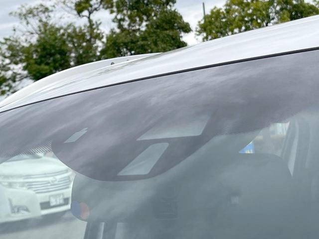 ヴェゼル ハイブリッドＺ　禁煙車　純正ナビ　バックカメラ　ＥＴＣ　シートヒーター　オートエアコン　ハーフレザーシート　クルーズコントロール　ＬＥＤヘッドライト　純正１７インチアルミホイール　ステアリングスイッチ（50枚目）