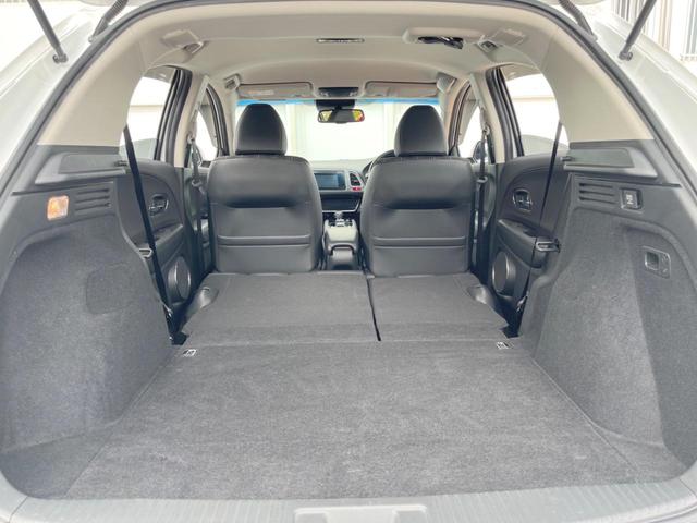 ヴェゼル ハイブリッドＺ　禁煙車　純正ナビ　バックカメラ　ＥＴＣ　シートヒーター　オートエアコン　ハーフレザーシート　クルーズコントロール　ＬＥＤヘッドライト　純正１７インチアルミホイール　ステアリングスイッチ（52枚目）