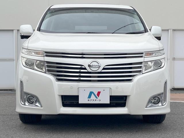 エルグランド ＶＩＰ　禁煙車　純正ナビサンルーフ　両側電動スライドドア　フリップダウンモニター　全周囲カメラ　ＢＯＳＥサウンド　電動リアゲート　ドライブレコーダー　コーナーセンサー　スマートキー　ＥＴＣ（15枚目）