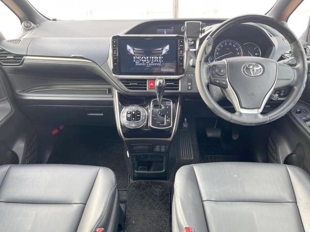 エスクァイア Gi ブラックテーラード 禁煙車 純正ナビ バックカメラ ドライブレコーダー ETC プリクラッシュセーフティ HIDヘッドライト 純正16インチアルミホイール クルーズコントロール オートエアコン(2枚目)