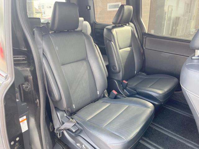 エスクァイア Gi ブラックテーラード 禁煙車 純正ナビ バックカメラ ドライブレコーダー ETC プリクラッシュセーフティ HIDヘッドライト 純正16インチアルミホイール クルーズコントロール オートエアコン(9枚目)