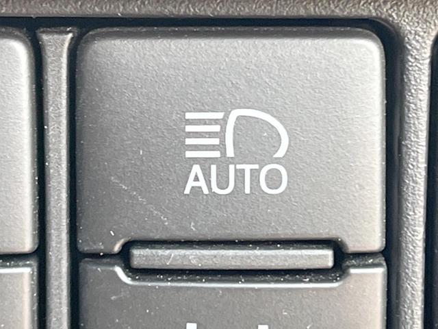 エスクァイア Gi ブラックテーラード 禁煙車 純正ナビ バックカメラ ドライブレコーダー ETC プリクラッシュセーフティ HIDヘッドライト 純正16インチアルミホイール クルーズコントロール オートエアコン(44枚目)