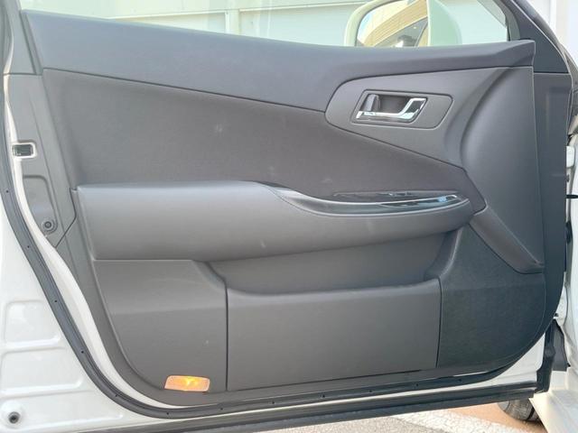 クラウン ロイヤルサルーンG 純正HDDナビ バックカメラ スマートキー HIDヘッド ビルトインETC クルコン オートライト デュアルエアコン 純正16インチアルミ CD DVD再生 フルセグ(44枚目)