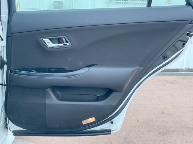 クラウン ロイヤルサルーンG 純正HDDナビ バックカメラ スマートキー HIDヘッド ビルトインETC クルコン オートライト デュアルエアコン 純正16インチアルミ CD DVD再生 フルセグ(47枚目)