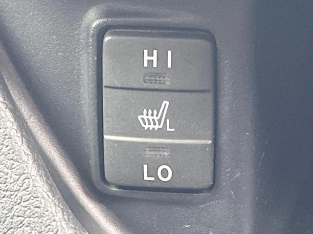 【シートヒーター】寒い日に重宝するシートヒーター！エアコンより早く温まってくれるので寒がりの人も安心ですね♪エアコンの温風は乾燥するから苦手、という方にもをおすすめです。