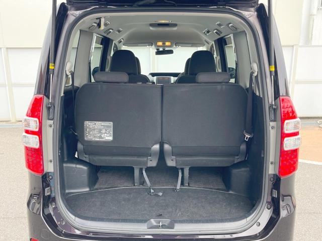 普段のお買い物や通勤、送迎等に十分な荷室スペースを確保しております。セカンドシートを倒すと、大きな荷物の積載も可能です♪