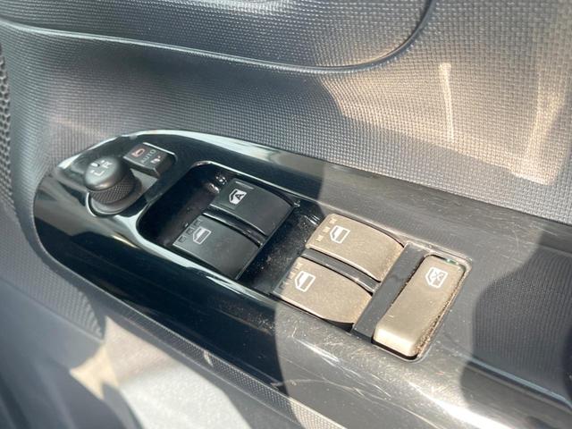 ムーヴキャンバス Ｘメイクアップ　ＳＡＩＩ　禁煙車　ＳＤナビ　バックカメラ　スマートアシスト　両側電動スライドドア　キーフリーシステム　純正１４インチスチールホイール　オートエアコン　アイドリングストップ　ヘッドライトリベライザー（33枚目）