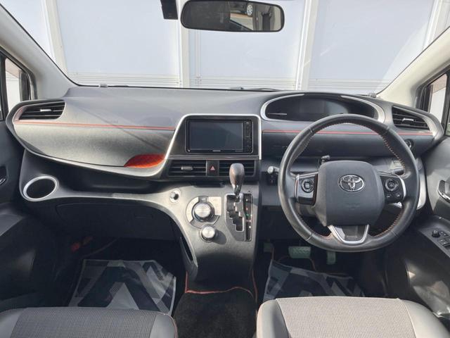 シエンタ Ｇ　クエロ　禁煙車　ＳＤナビ　バックカメラ　ドライブレコーダー　ＥＴＣ　プリクラッシュセーフティ　両側電動スライドドア　ハーフレザーシート　純正１５インチスチールホイール　ＬＥＤヘッドライト　スマートキー（2枚目）