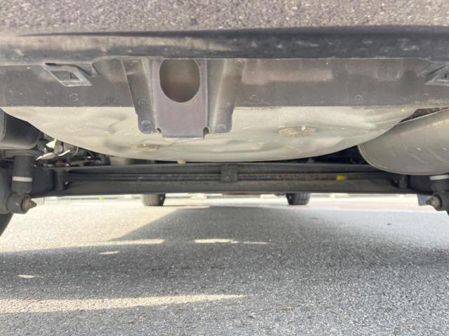 シエンタ Ｇ　クエロ　禁煙車　ＳＤナビ　バックカメラ　ドライブレコーダー　ＥＴＣ　プリクラッシュセーフティ　両側電動スライドドア　ハーフレザーシート　純正１５インチスチールホイール　ＬＥＤヘッドライト　スマートキー（20枚目）