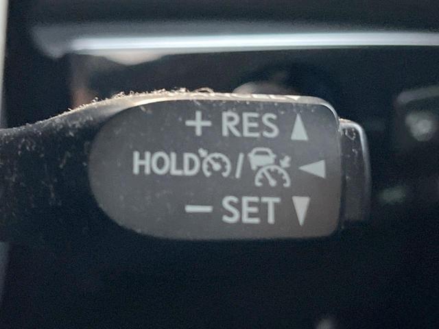 プリウス Ｓセーフティプラス　禁煙車　純正ナビ　バックカメラ　ドライブレコーダー　ＥＴＣ　プリクラッシュセーフティ　ヘッドアップ　ＬＥＤヘッドライト　純正１５インチアルミホイール　スマートキー　オートエアコン（7枚目）