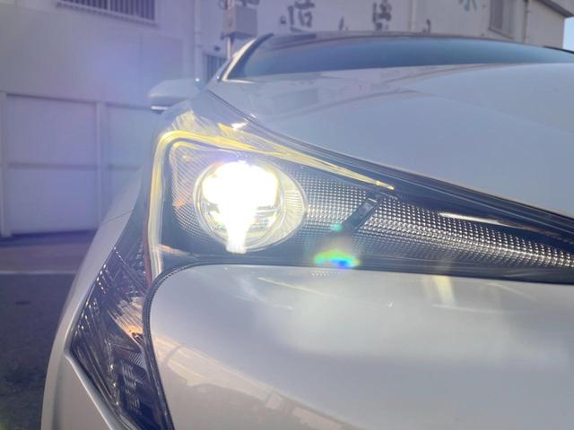 プリウス Ｓセーフティプラス　禁煙車　純正ナビ　バックカメラ　ドライブレコーダー　ＥＴＣ　プリクラッシュセーフティ　ヘッドアップ　ＬＥＤヘッドライト　純正１５インチアルミホイール　スマートキー　オートエアコン（12枚目）