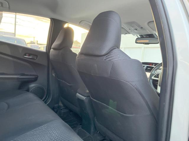 プリウス Ｓセーフティプラス　禁煙車　純正ナビ　バックカメラ　ドライブレコーダー　ＥＴＣ　プリクラッシュセーフティ　ヘッドアップ　ＬＥＤヘッドライト　純正１５インチアルミホイール　スマートキー　オートエアコン（28枚目）