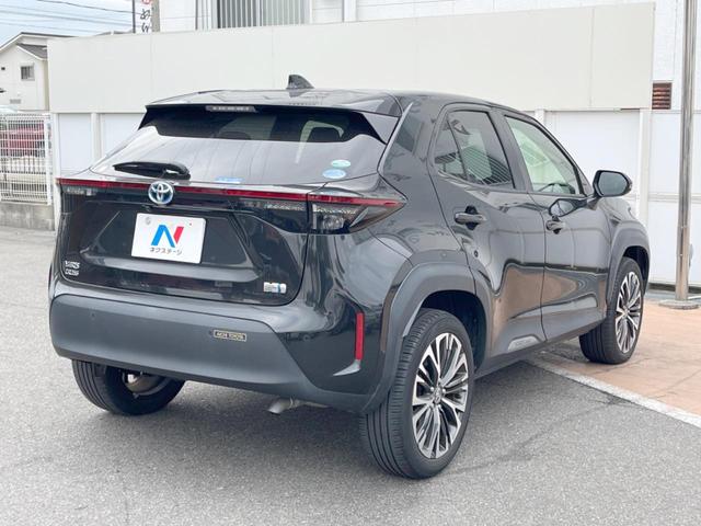 ヤリスクロス ハイブリッドZ バックカメラ 衝突被害軽減システム 禁煙車 ハーフレザーシート パワーシート コーナーセンサー スマートキー LEDヘッドライト ETC 純正18インチアルミ オートハイビーム 車線逸脱警報(17枚目)