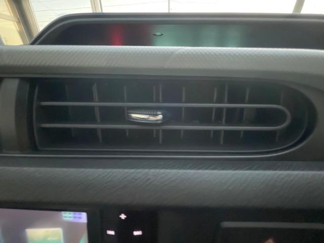 アクア S 禁煙車 SDナビ スマートキー HIDヘッドライト ビルトインETC オートライト オートエアコン CD DVD再生 フルセグ Bluetooth接続 衝突安全ボディ トラクションコントロール(39枚目)