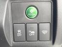 ハイブリッドＺ　禁煙車　純正ナビ　バックカメラ　ＥＴＣ　シートヒーター　オートエアコン　ハーフレザーシート　クルーズコントロール　ＬＥＤヘッドライト　純正１７インチアルミホイール　ステアリングスイッチ（42枚目）